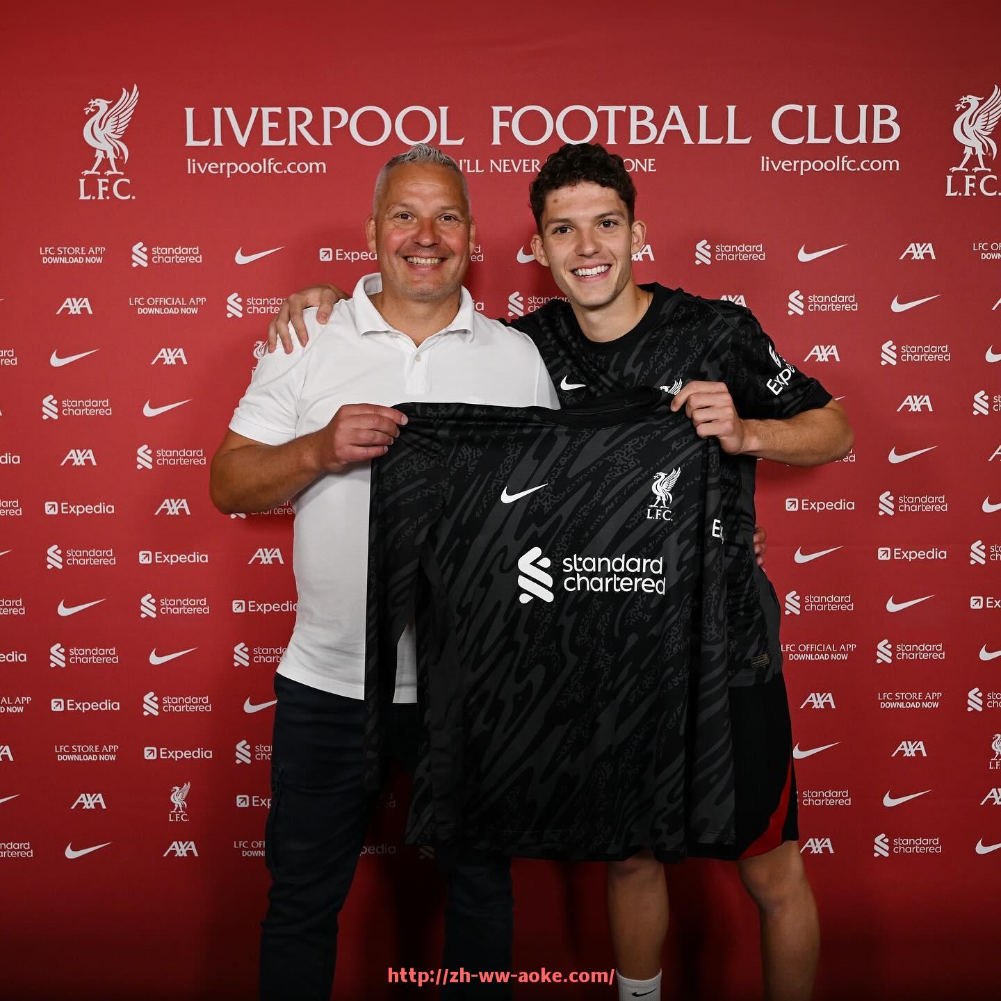 澳客足彩-世俱杯日程压缩对球队备战及体能影响研究